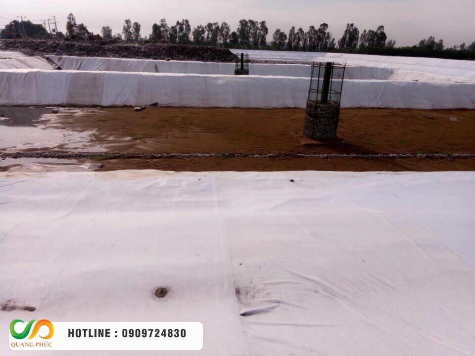Chọn mua màng chống thấm HDPE, thi công bạt HDPE chọn Môi Trường Quang Phúc