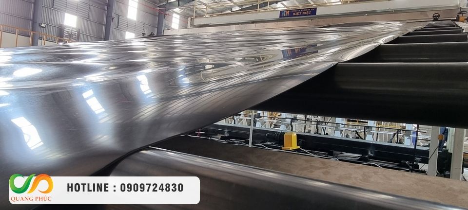 Chọn mua màng chống thấm HDPE, thi công bạt HDPE chọn Môi Trường Quang Phúc