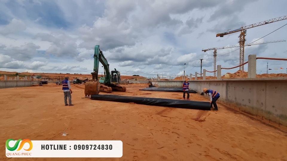 Chọn mua màng chống thấm HDPE, thi công bạt HDPE chọn Môi Trường Quang Phúc