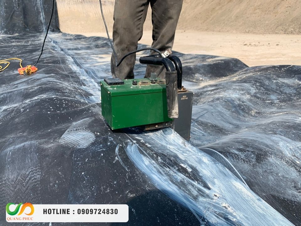 Tại sao bạt HDPE 0.3mm là lựa chọn tối ưu cho hồ chứa nước tưới tiêu?