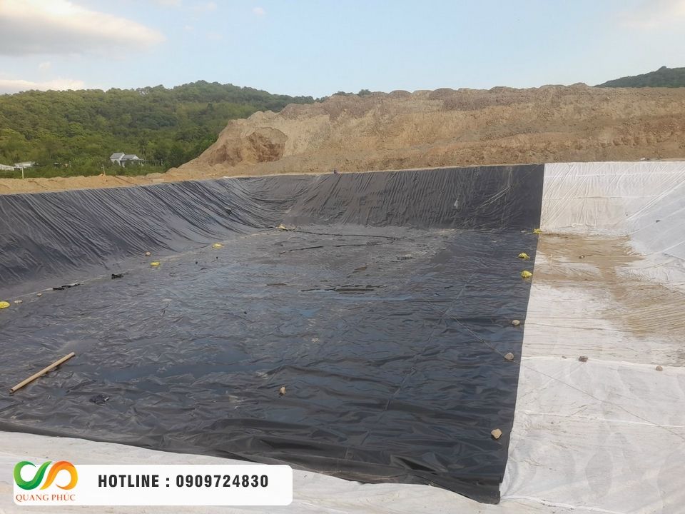 Dịch vụ đặt mua lẻ bạt HDPE theo kích thước yêu cầu tại Quang Phúc