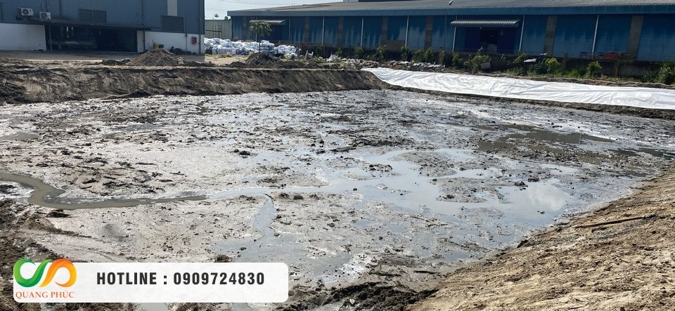Chọn mua màng chống thấm HDPE, thi công bạt HDPE chọn Môi Trường Quang Phúc
