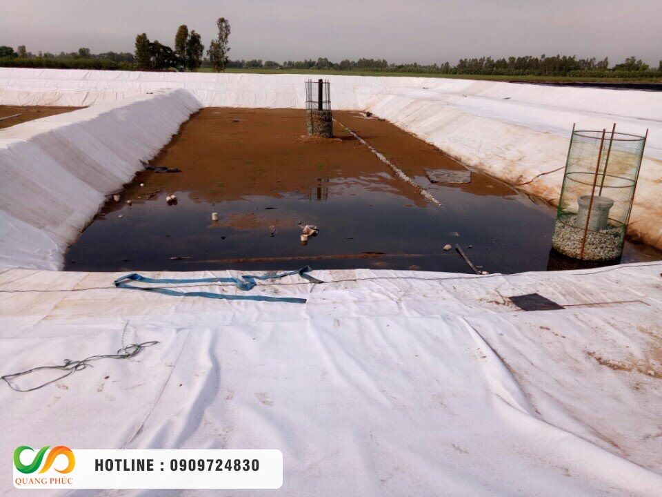 Chọn mua màng chống thấm HDPE, thi công bạt HDPE chọn Môi Trường Quang Phúc