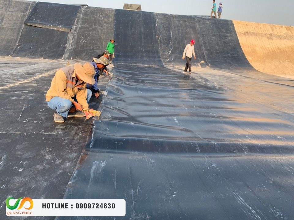 Tại sao bạt HDPE Quang Phúc là lựa chọn tối ưu cho dự án của bạn?