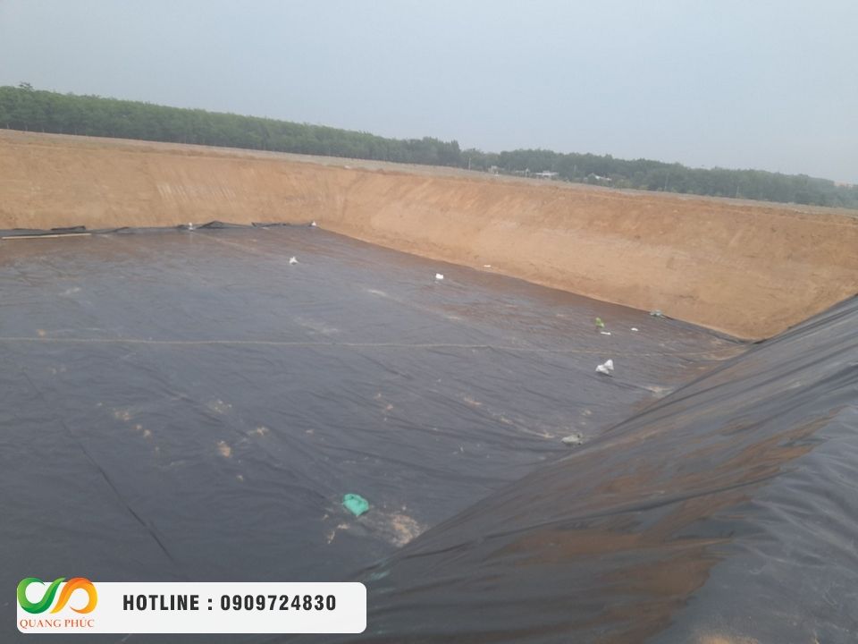 Chọn mua màng chống thấm HDPE, thi công bạt HDPE chọn Môi Trường Quang Phúc