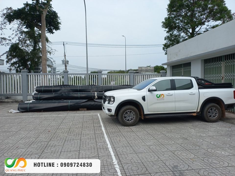 Chọn mua màng chống thấm HDPE, thi công bạt HDPE chọn Môi Trường Quang Phúc