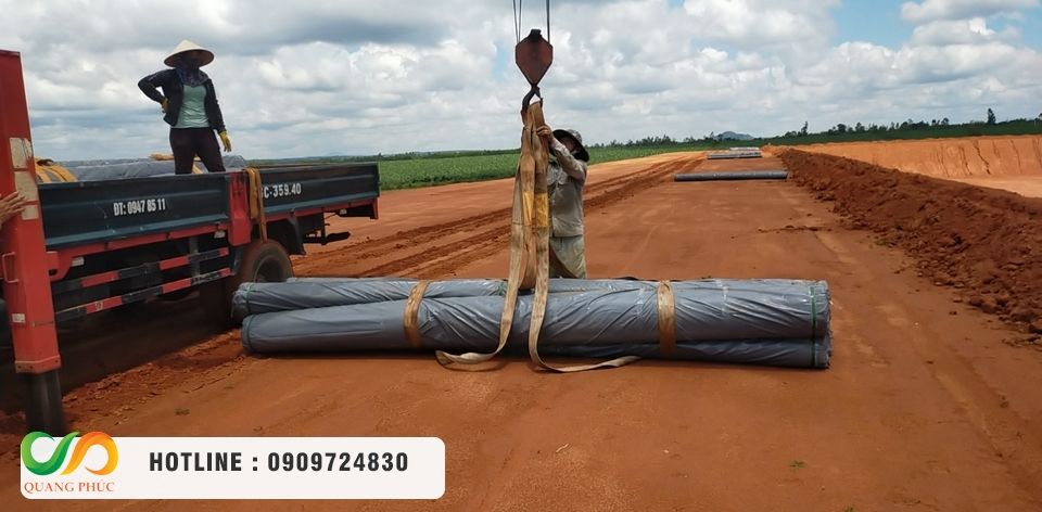 Chọn mua màng chống thấm HDPE, thi công bạt HDPE chọn Môi Trường Quang Phúc