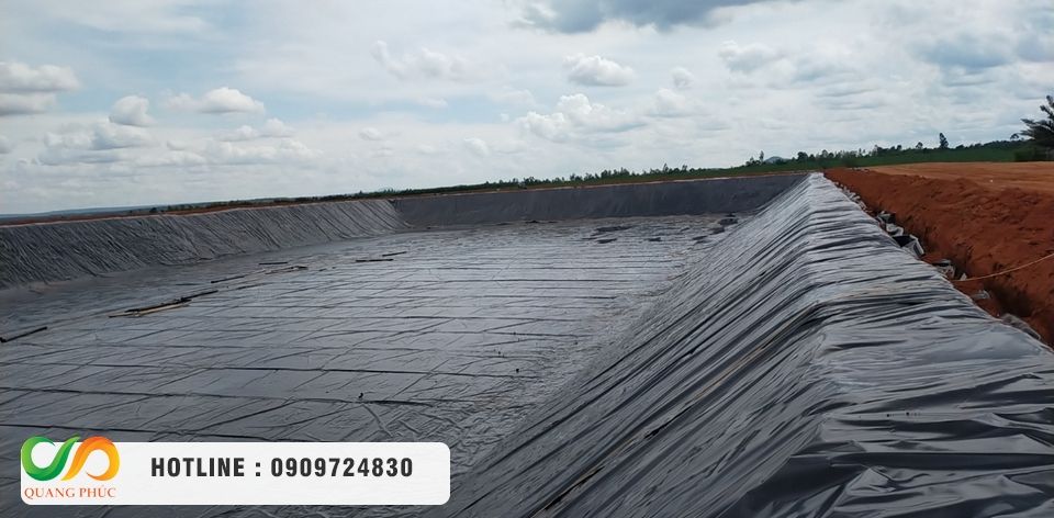 Chọn mua màng chống thấm HDPE, thi công bạt HDPE chọn Môi Trường Quang Phúc